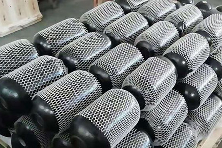 用什么方法來(lái)檢查不銹鋼囊式蓄能器膨脹壓力？
